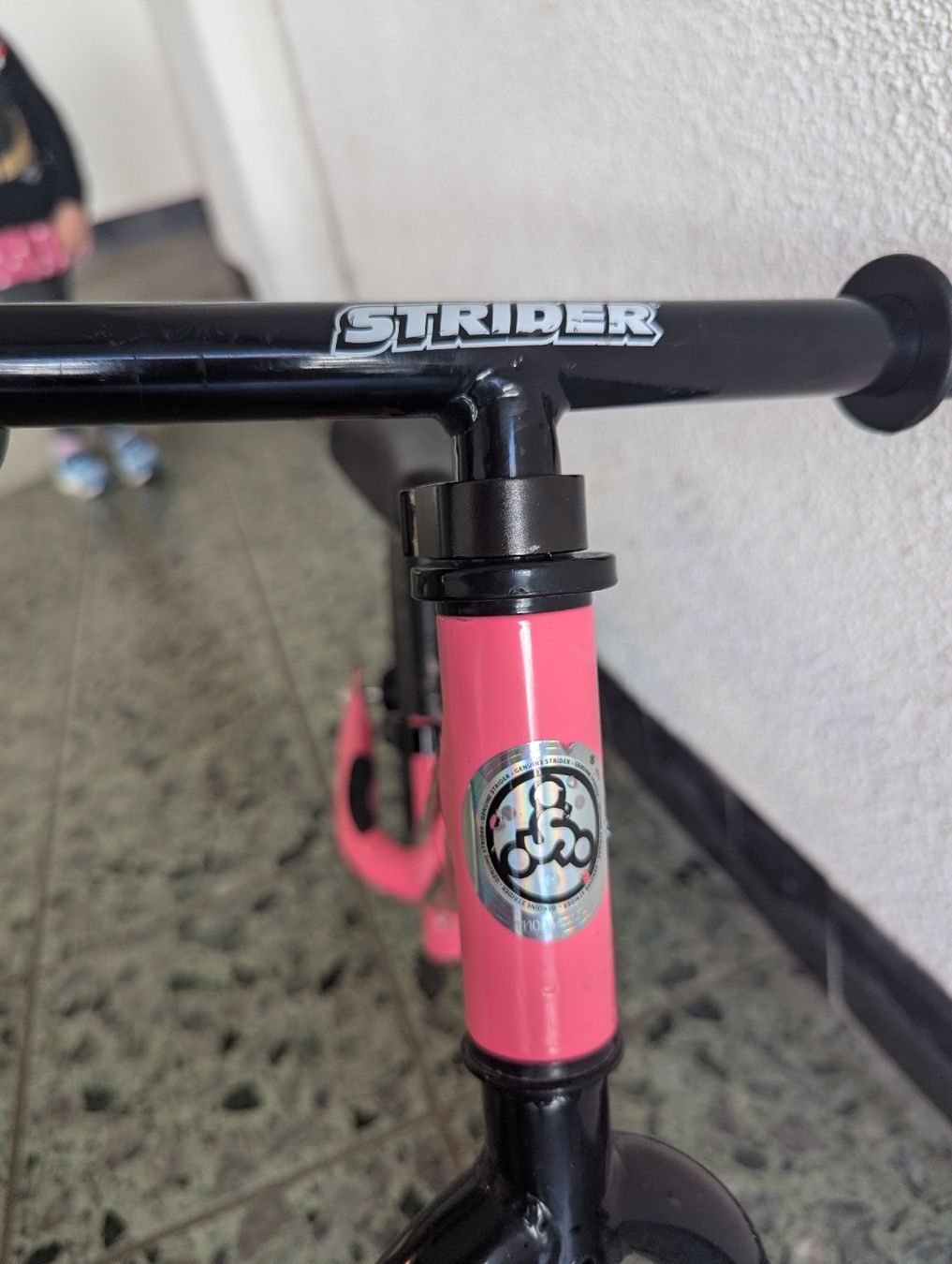 Veicoli per bambini: Strider 12 Sport Laufrad Rosa – Usato da Steinmaur venduto da Ottelo 2