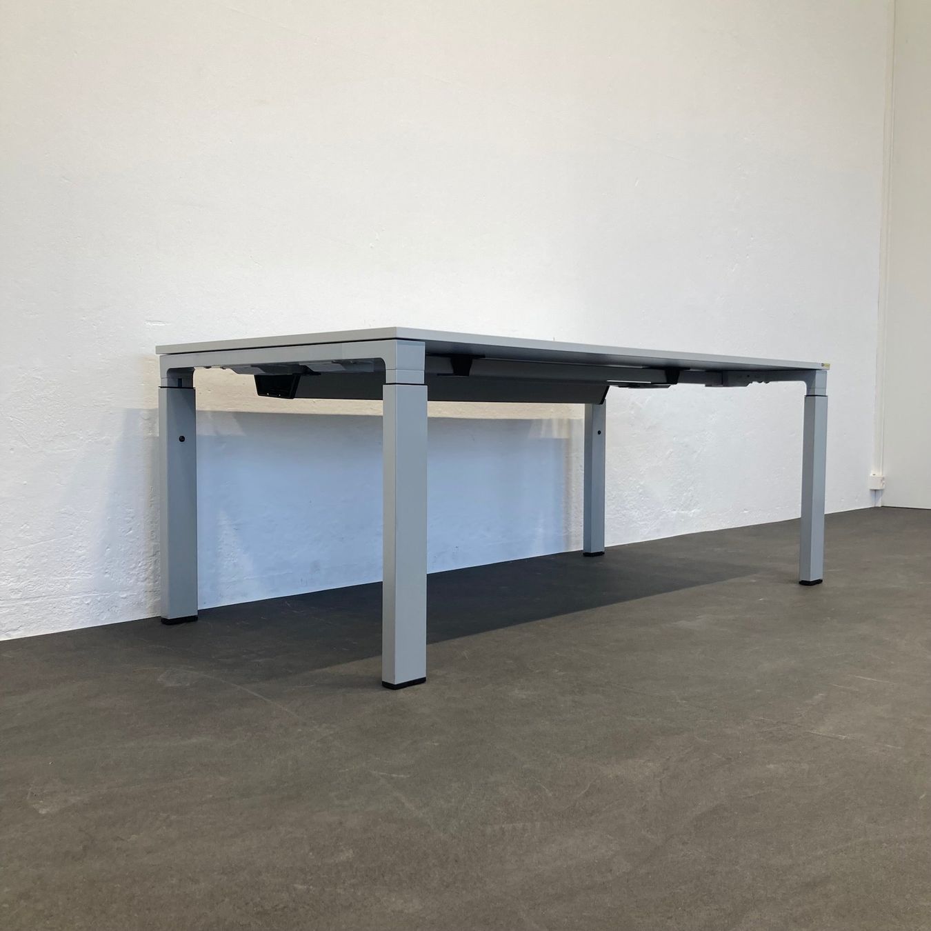 Haworth Scrivanie: Haworth Tibas Schreibtisch – Usato da Schönenwerd venduto da mcofficeshop 4