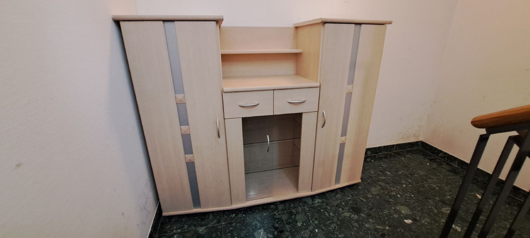 Kommoden: Highboard aus beigem Holz  – Gebraucht aus Oetwil a.d. Limmat von Stupsi1234