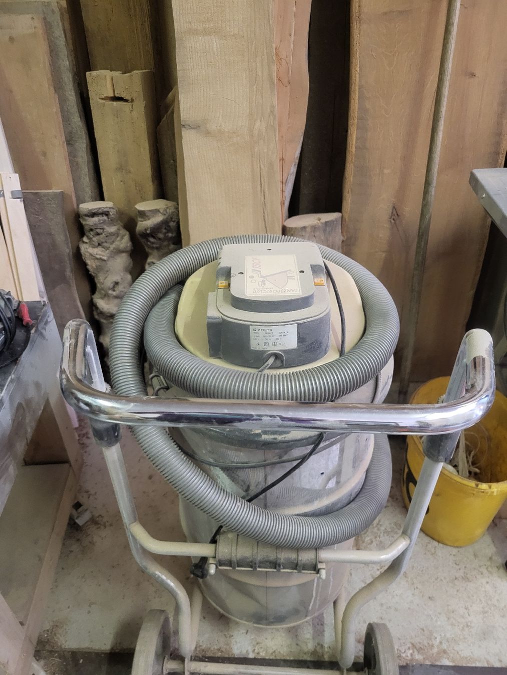 Staubsauger & Zubehör: Volta U 685 Industriesauger 1000W gebraucht – Gebraucht aus Amriswil von inu_qm57 1