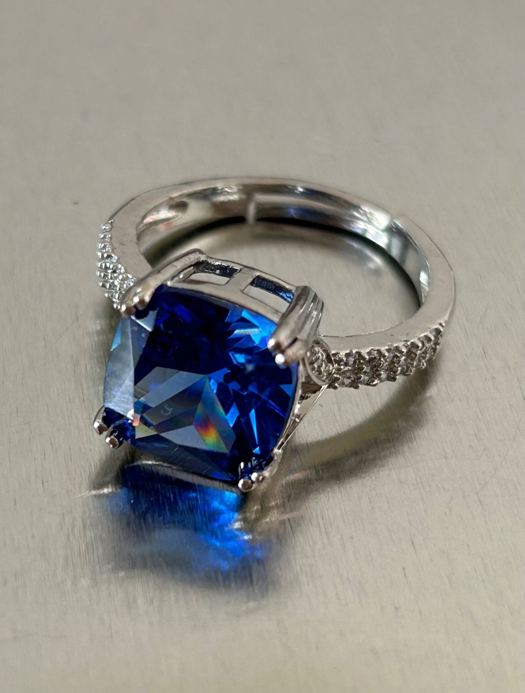 Ringe: Zirconia ring - New – Neu (gemäss Beschreibung) aus Basel von lau_982w