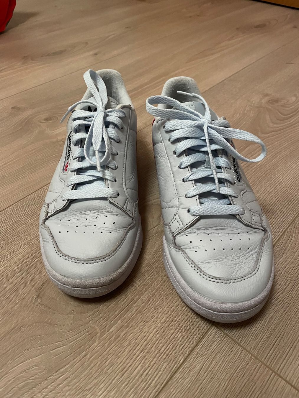 Adidas Herrenschuhe: Baskets Adidas – Gebraucht aus Lucens von lisacc