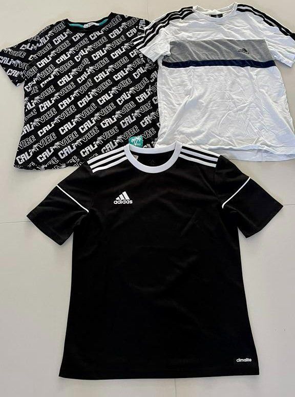 Camicie, T-shirt & Polo: 3 Knaben T-Shirts – Usato da Rheineck venduto da pssesolnet