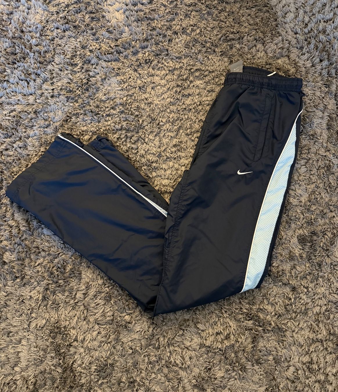 Nike Completi: Full Vintage Nike Tracksuit – Nuovo (secondo la descrizione) da Stettlen venduto da EliaDP48 4