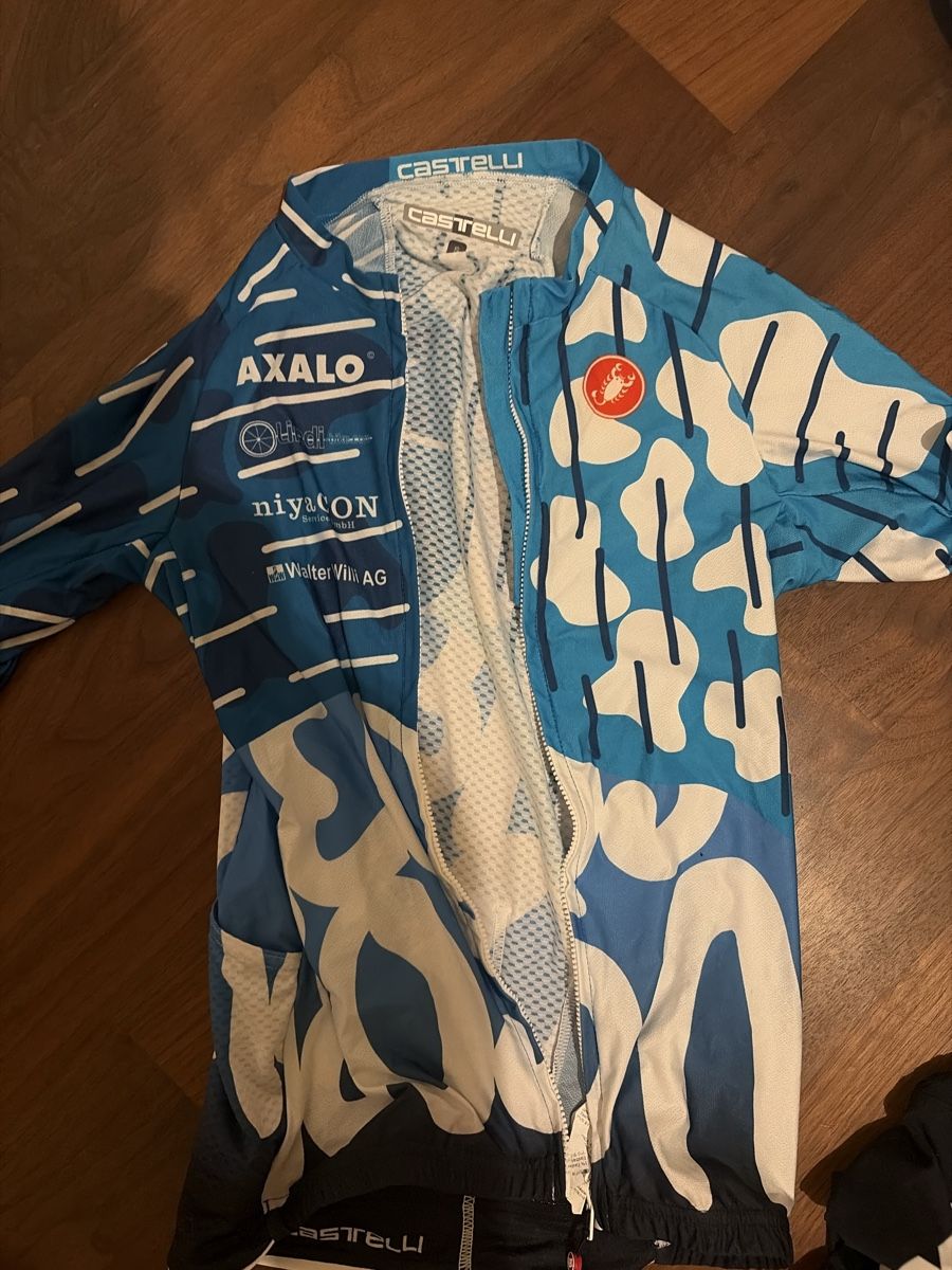 Castelli Lotti di vestiti: Komplettes Castelli Rennvelo Outfit – Nuovo e nell'imballaggio originale da Buonas venduto da lililou2 3