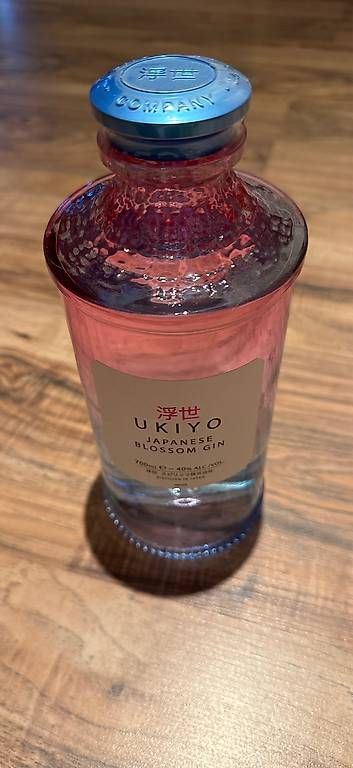 Bevande alcoliche: Ukiyo Gin Japan Blossom – Nuovo e nell'imballaggio originale da Aarau Rohr venduto da Treasure-Trove 1