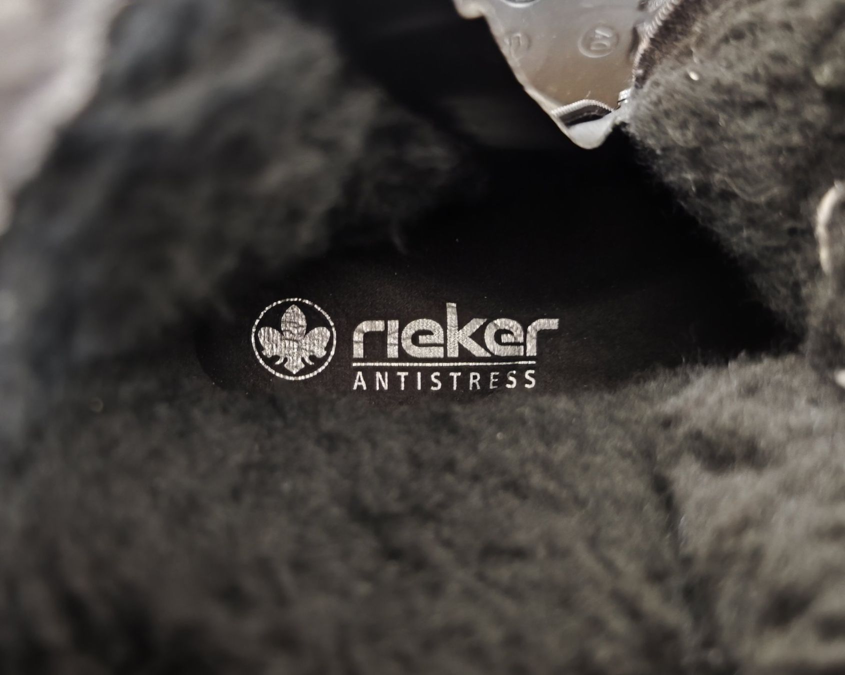 Rieker Scarpe da donna: RIEKER TEX Winterboots mit kuscheligem Warmfutter Gr. 40 – Nuovo (secondo la descrizione) da Rüti ZH venduto da mome8 8