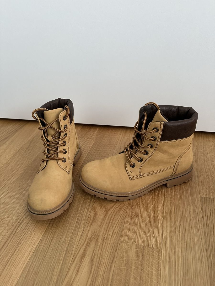 Scarpe da donna: Stiefelette braun Damen Gr. 37 – Usato da Ermatingen venduto da nic_x2tf