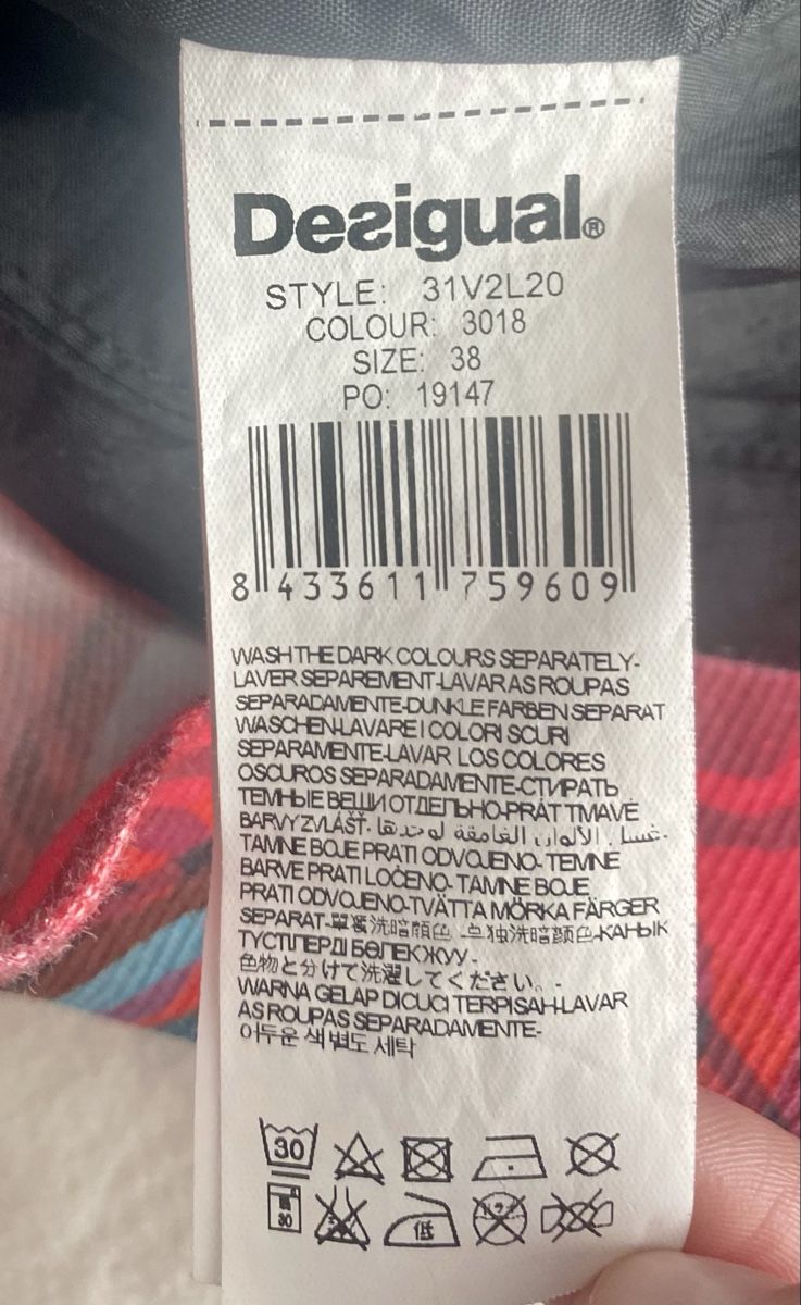 Desigual Vestiti: Robe Desigual imprimée multicolore taille 38 – Usato da Lausanne venduto da HomeDepose 5