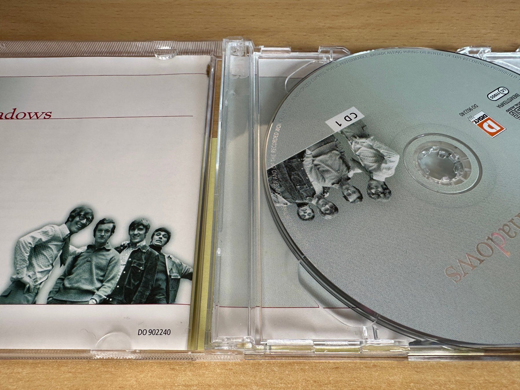 CD: The Shadows - Simply The Best - 2 CD – Usato da Rikon im Tösstal venduto da Alpenmutz 2
