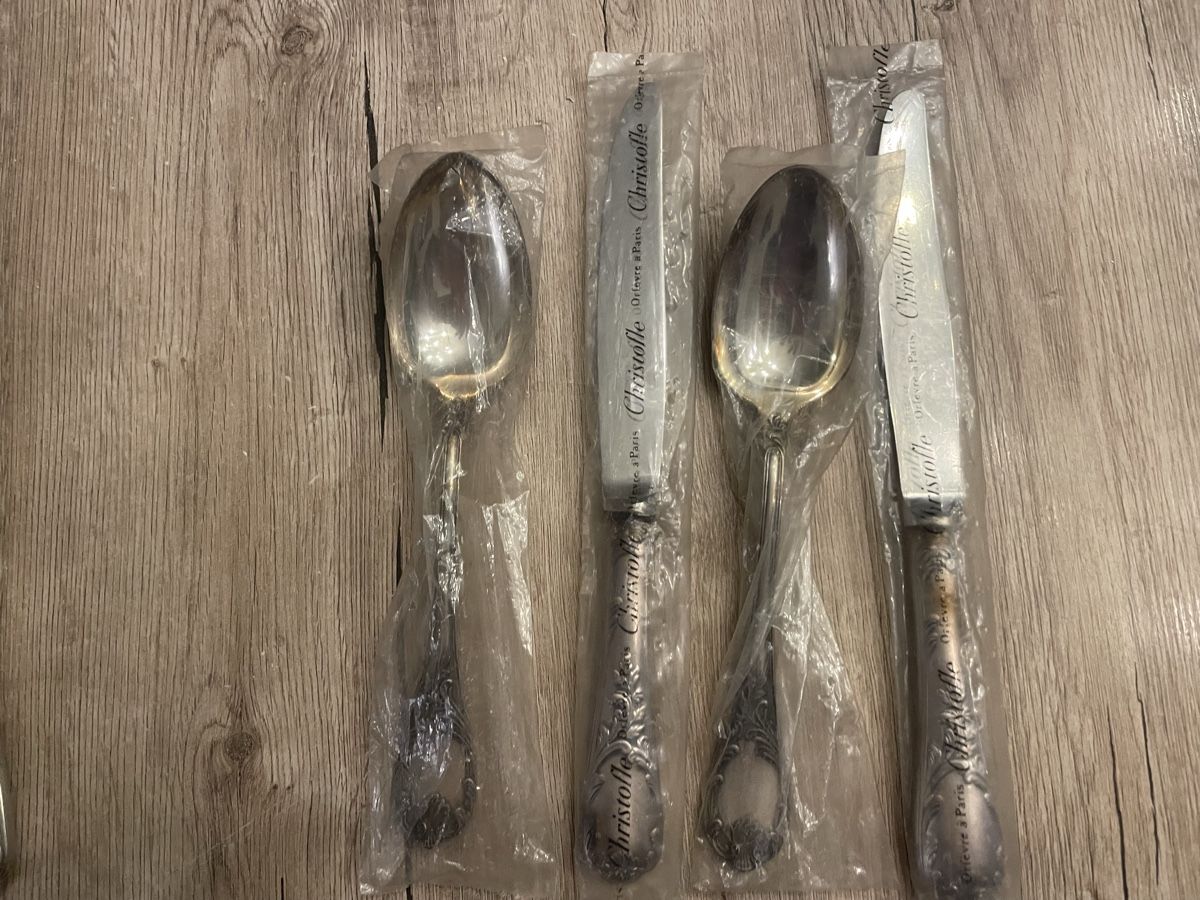 Christofle Set di posate: Versilbertes Christofle Marly Besteck 25 Teile – Nuovo e nell'imballaggio originale da Fällanden venduto da rivai123