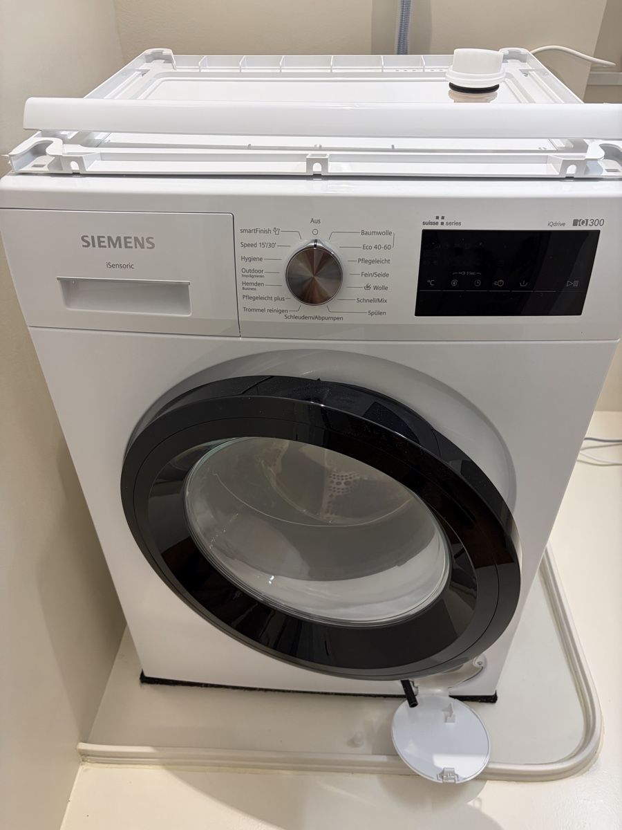 Siemens Lavatrici: Siemens iSensoric iQ300 – Nuovo (secondo la descrizione) da Härkingen venduto da cinemaster 1