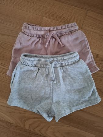 2 Shorts Gr 104 (H&M)