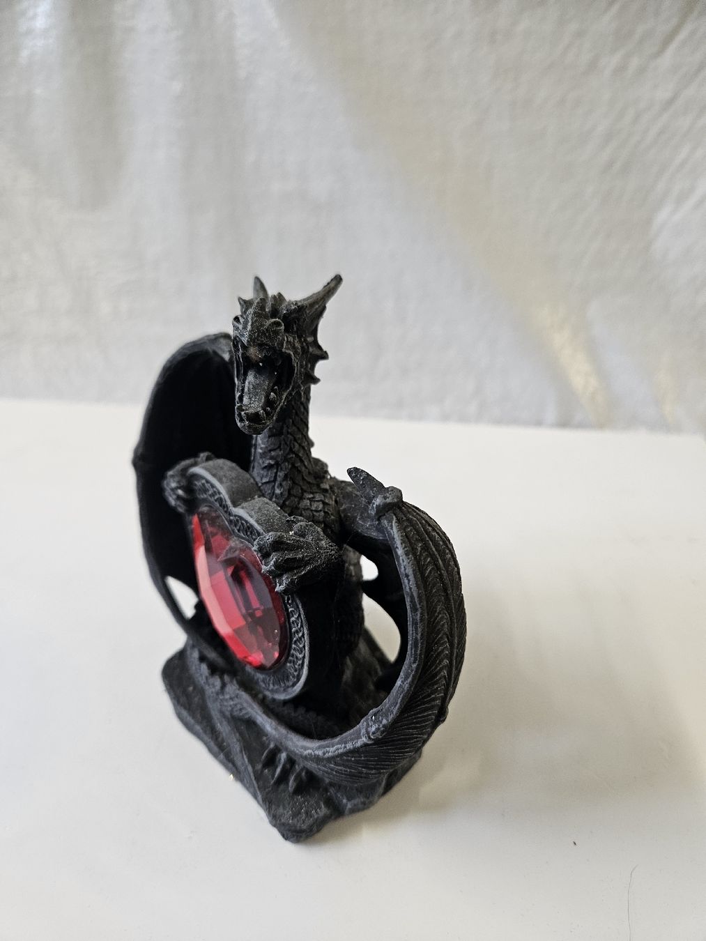Statuette: Drache mit rotem Herz – Nuovo (secondo la descrizione) da Dielsdorf venduto da Kenan997 1
