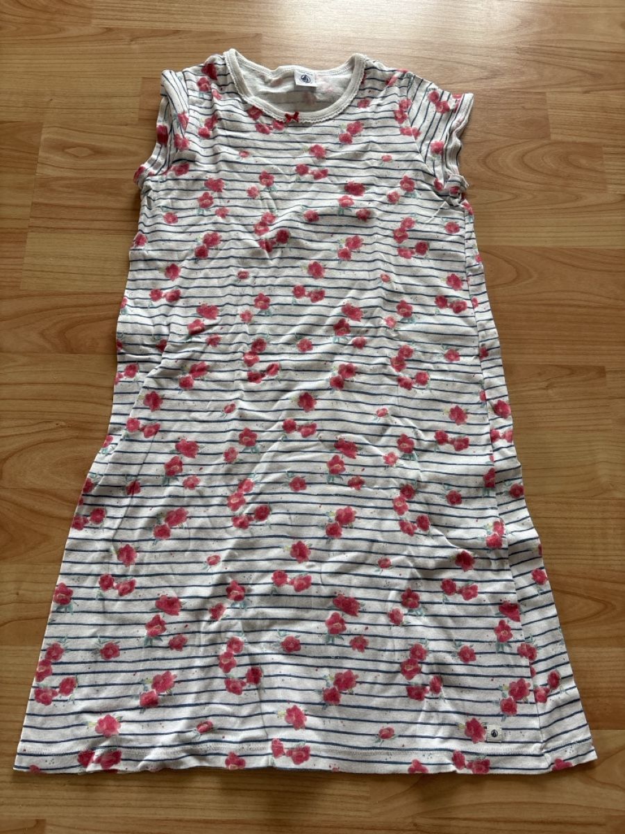 Petit Bateau Pigiama & Simili: Petit Bateau Nachthemd, Gr. 140, Blumenmuster, – Usato da Zürich venduto da divewhites01