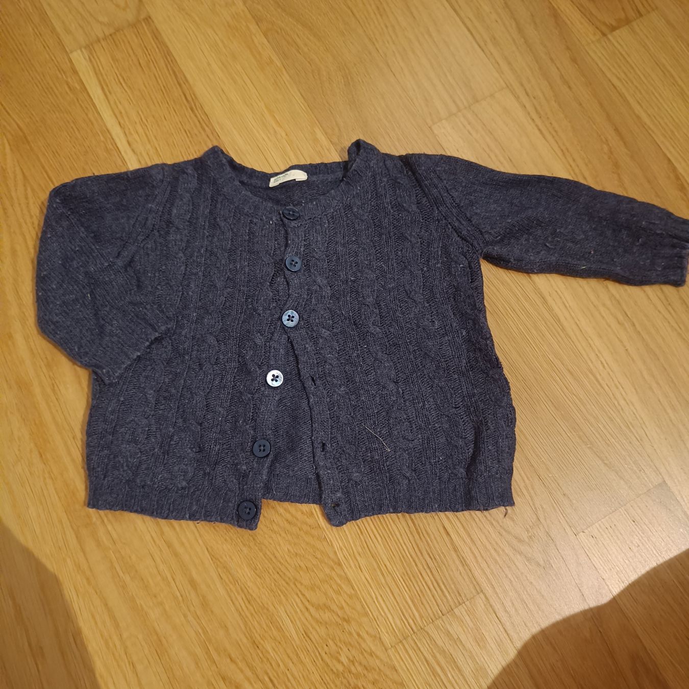 Jacken & Mäntel: Strickjacke Grösse 68 – Gebraucht aus Jaberg von urig17.