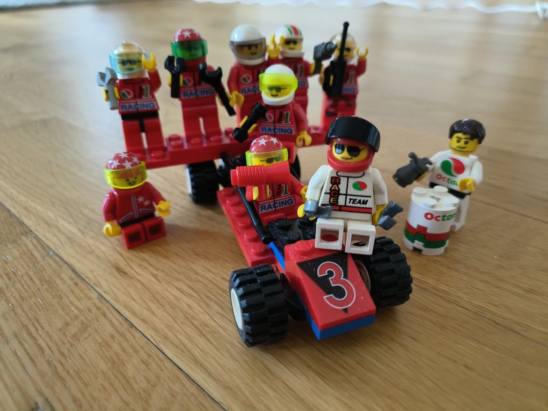 Lego Statuette: Lego Figuren Racing – Usato da Oftringen venduto da joa_bbm2 1