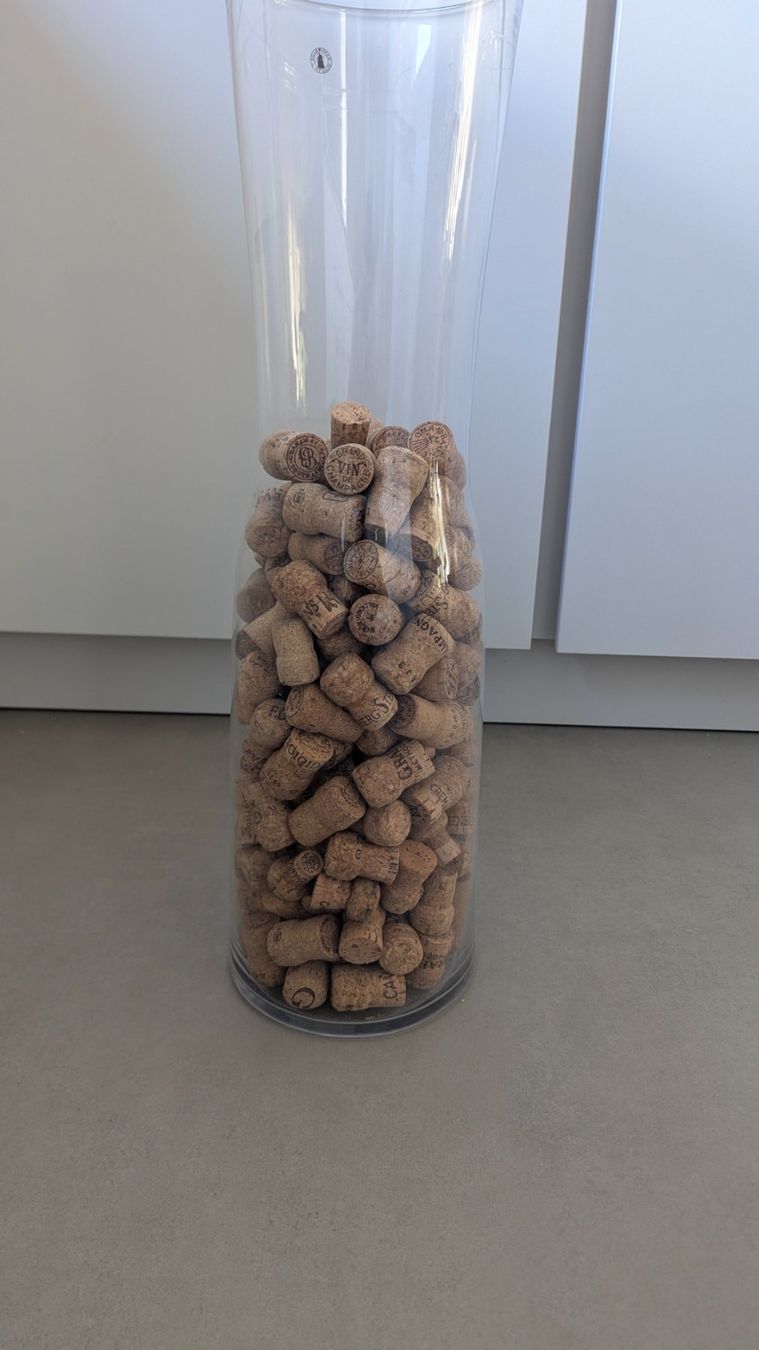 Apribottiglie & Tappi per chiusura: Schaumweinkorken ca 50-100 Stück – Usato da Seon venduto da Speedtape