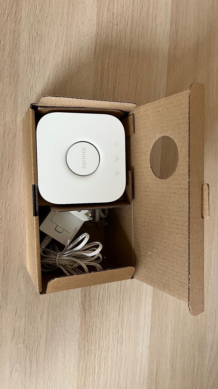 Philips Hub & Switch: Bridge Philips Hue II – Nuovo e nell'imballaggio originale da St.Gallen venduto da BRT91 1