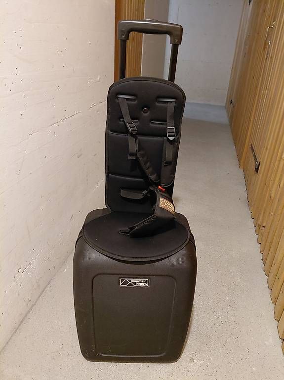 Valigie: A vendre valise Mountain Buggy  – Usato da Pully venduto da mbi_j6tk 1