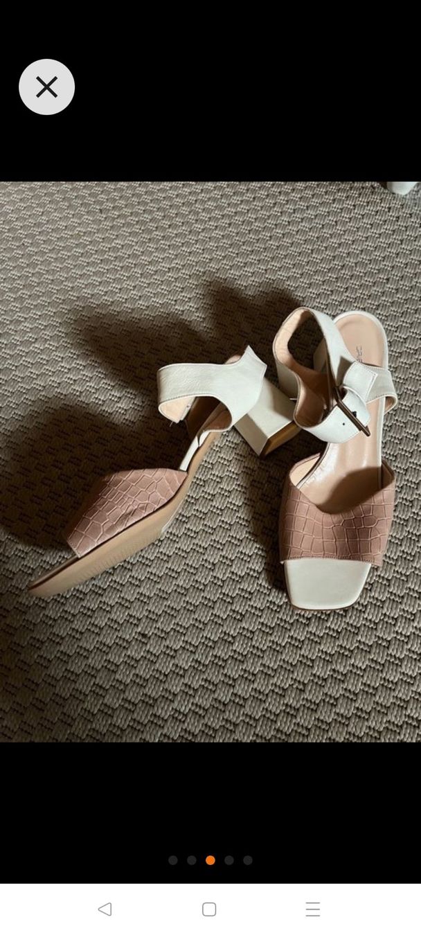 Damenschuhe: Sandalen aus Leder, Gr.40, Neu – Gebraucht aus Neirivue von naz_z28w 2