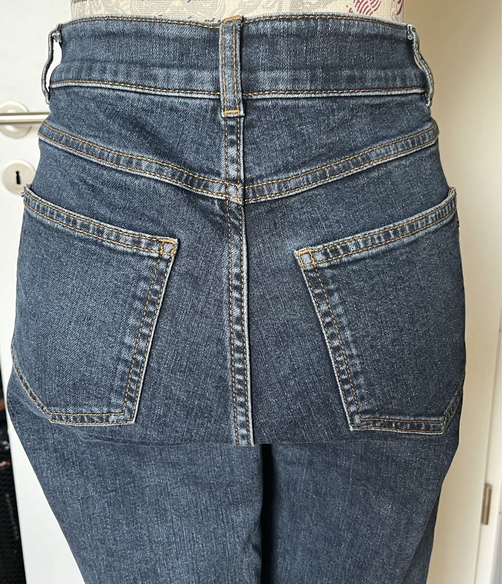 Comma Jeans: Jeans von comma Grösse 34/36 – Usato da Aarburg venduto da Petite-closet-Loop 2
