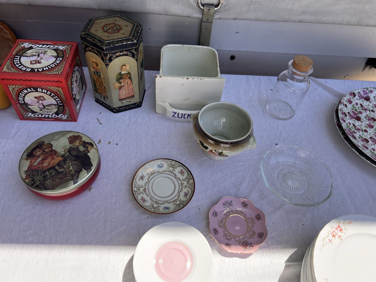 Set di piatti: Verschiedene Flohmarktartikel (80) – Usato da Glattfelden venduto da maa_qcj8 2