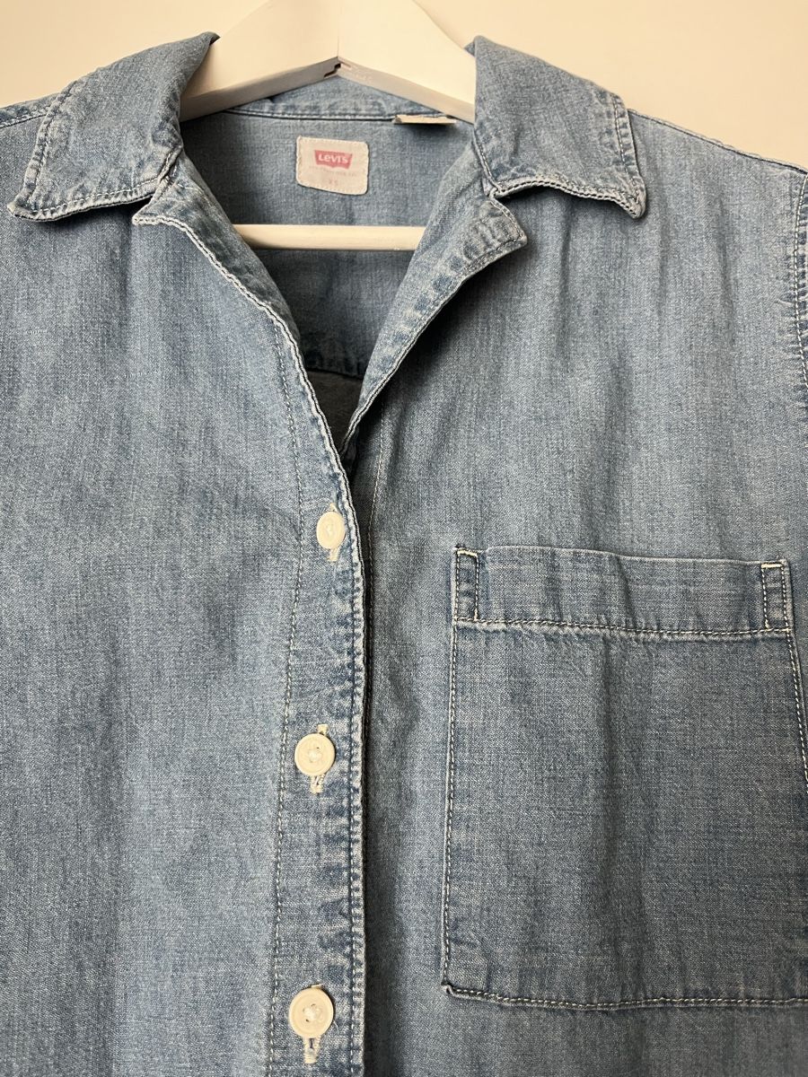Levi's Blusen: Levi's Jeanshemd kurzarm Grösse XS – Gebraucht aus Frauenfeld von heyLani 1