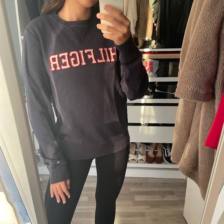 Pullover & Sweatshirts: Tommy Hilfiger Sweatshirt  – Gebraucht aus Hochdorf von Franciscochico 2