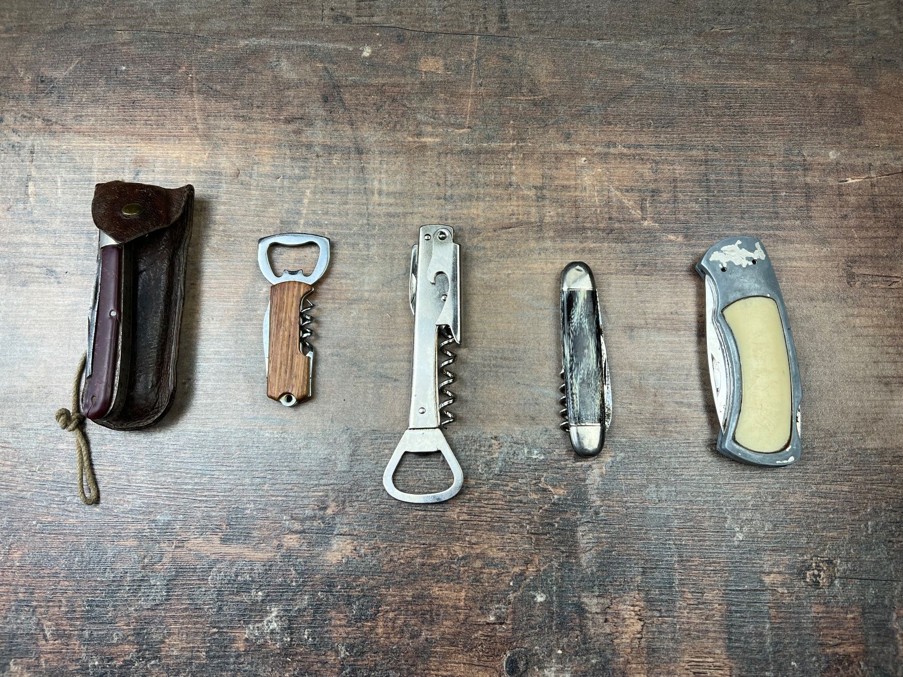 Taschenmesser: Alte Messer Klappmesser Sackmesser Flaschenöffner set – Gebraucht aus Hallau von R.R.91