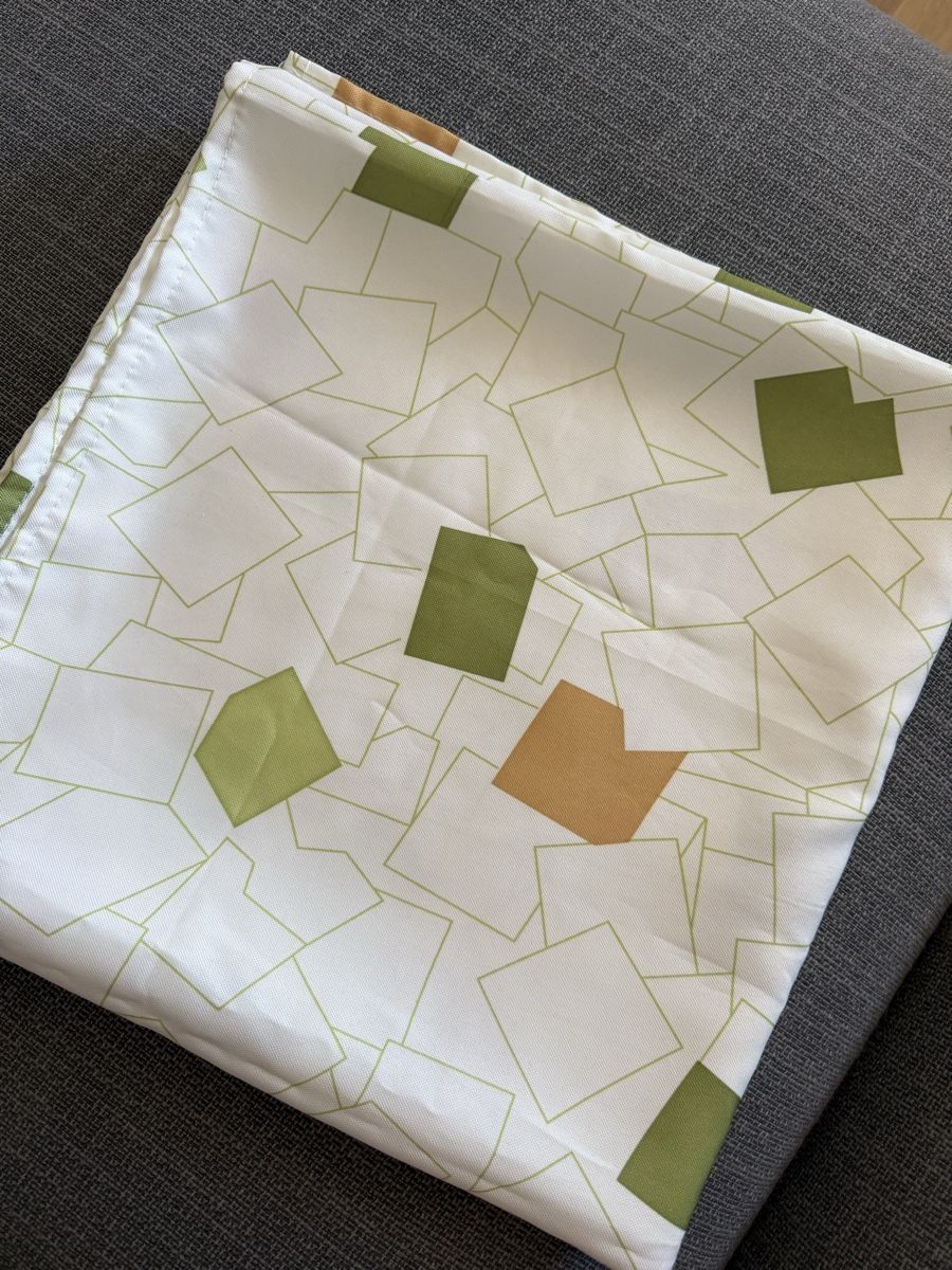 Altra biancheria da tavola: Table cover new  – Nuovo (secondo la descrizione) da Dübendorf venduto da zhe_69pd