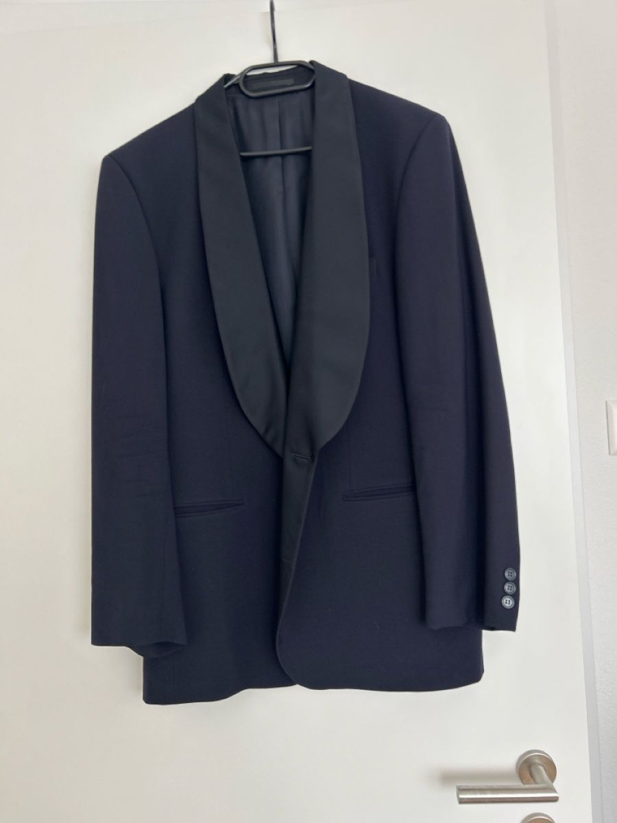 Anzüge: Anzug Blazer und Hose – Gebraucht aus Lachen SZ von rah_c6qj