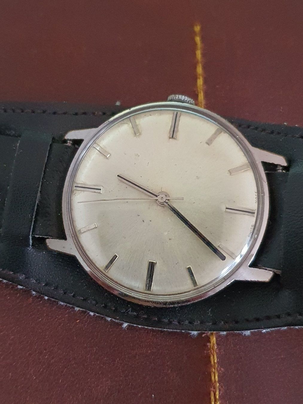 Doxa Uhren: Doxa bei  Synchron – Gebraucht aus Uster von Allezeit 5
