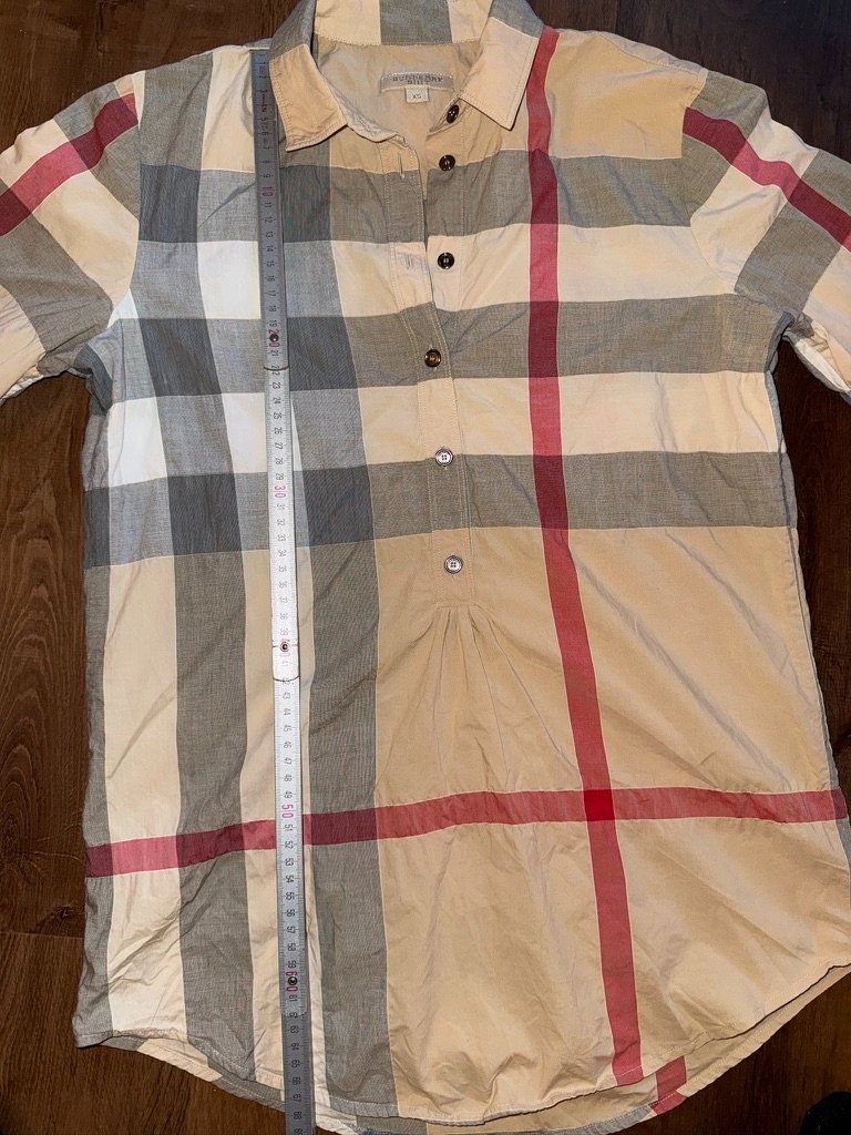 Burberry Tuniche: Burberry tunic blouse - XS – Nuovo e nell'imballaggio originale da St-Sulpice VD venduto da juhdu 1