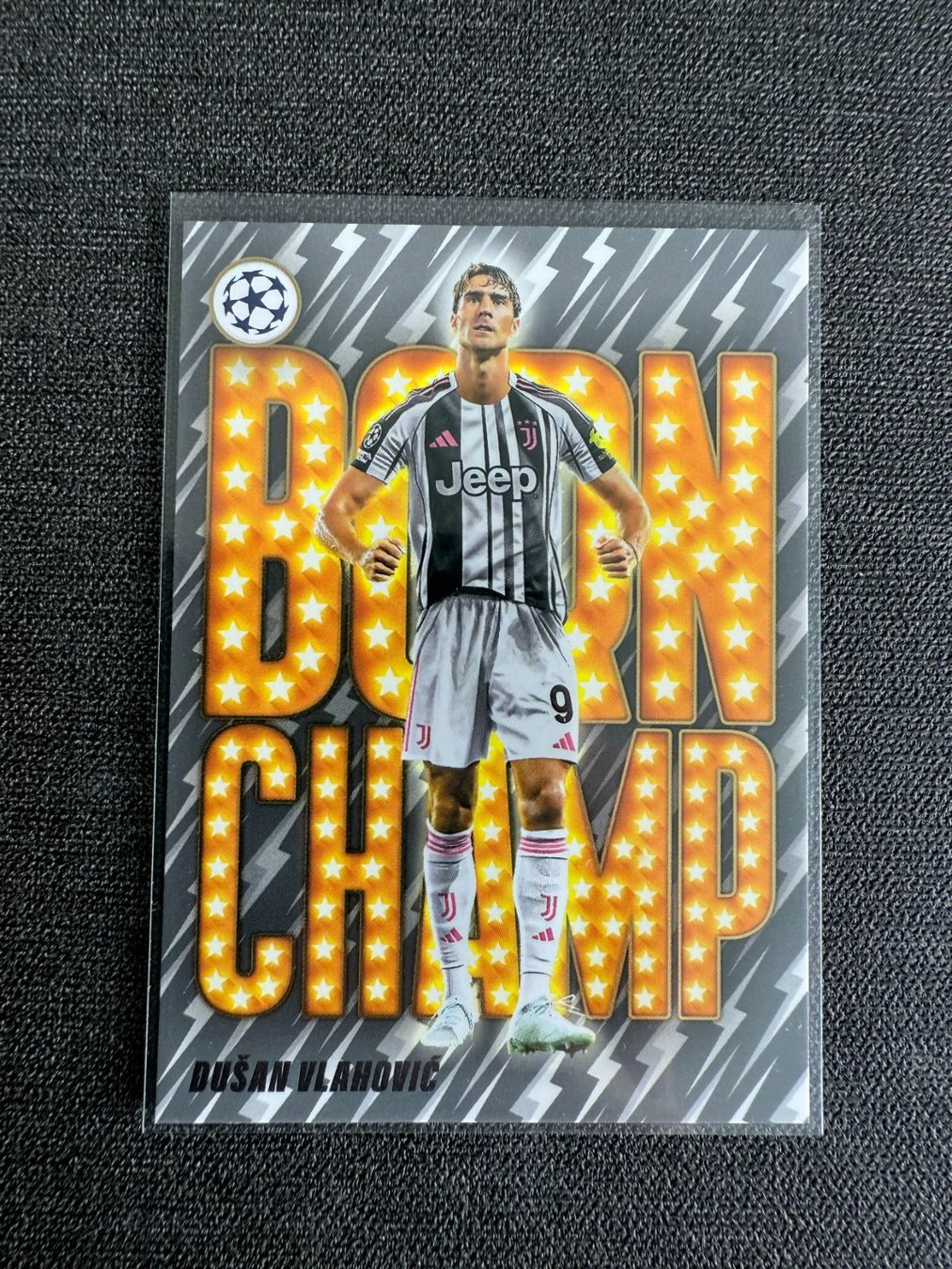 Topps Carte collezionabili: Topps Dusan Vlahovic Juventus Turin – Usato da Burgdorf venduto da Sports_Cards_3400