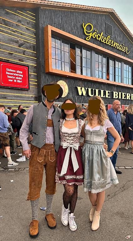 Kleider: Edles Krüger Dirndl Grösse 34 in Bordeaux – Gebraucht aus Gränichen von Caet90 2