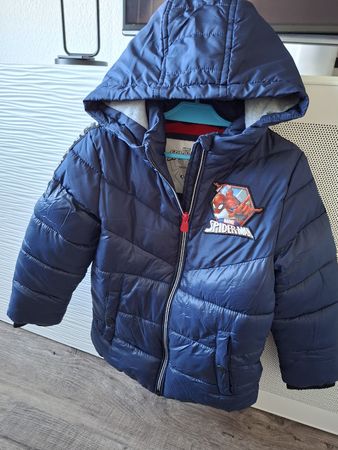 Kinder Winterjacke Grösse 110 Spiderman C&A guter Zustand