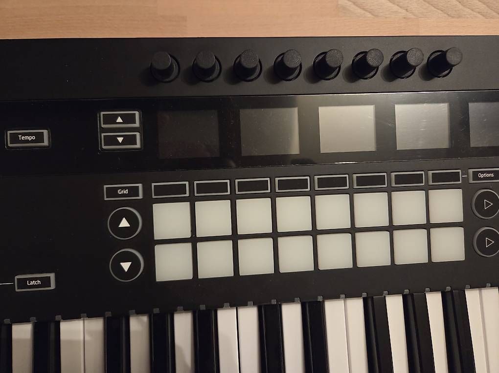 Strumenti musicali: Novation SL49 MK3 Midi Keyboard – Usato da Zürich venduto da Flvr 2