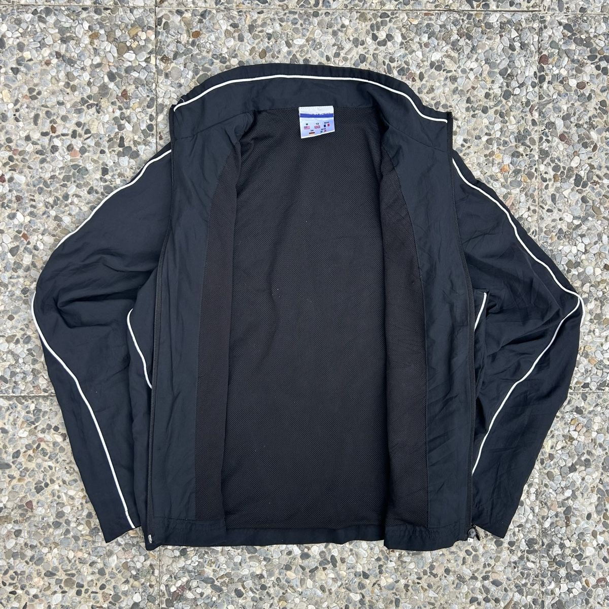 Reebok Vestes: Vintage Reebok jacket – D'occasion à brent par fukusapes 3