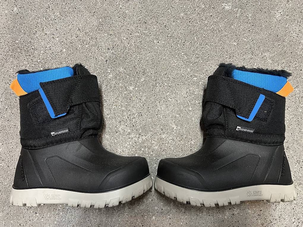 Decathlon Scarpe per ragazzi: Stivali da neve bambino 26 – Usato da Giubiasco venduto da Cardi87