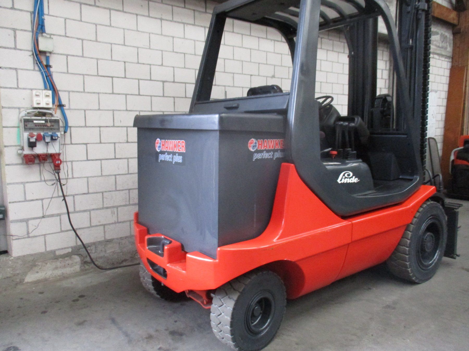 Linde Carrelli elevatori e a forche: STAPLER  LINDE E35 ELEKTRO GABELSTAPLER 5,90m Hubhöhe 950h – Usato da Seon venduto da zomahandel 4