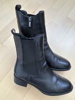 Stieflette schwarz Tamaris, Gr. 39