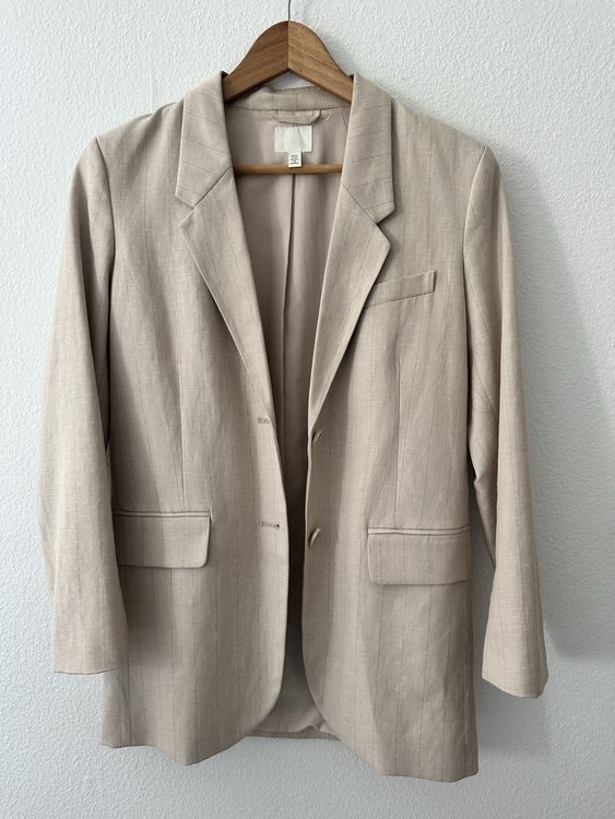H&M Ensembles & Tailleurs: H&M Blazer Beige gestreift Gr. 34 XS – D'occasion à Zürich par zozo_d