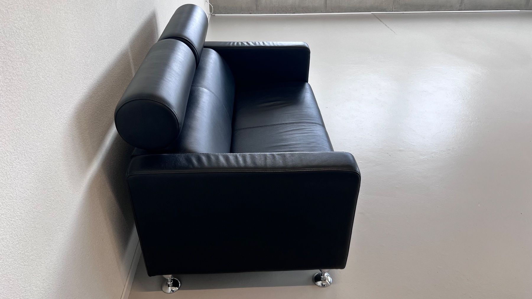 Sofas: 2er Echtleder-SOfa – D'occasion à Urtenen-Schönbühl par ved_g8bn 2