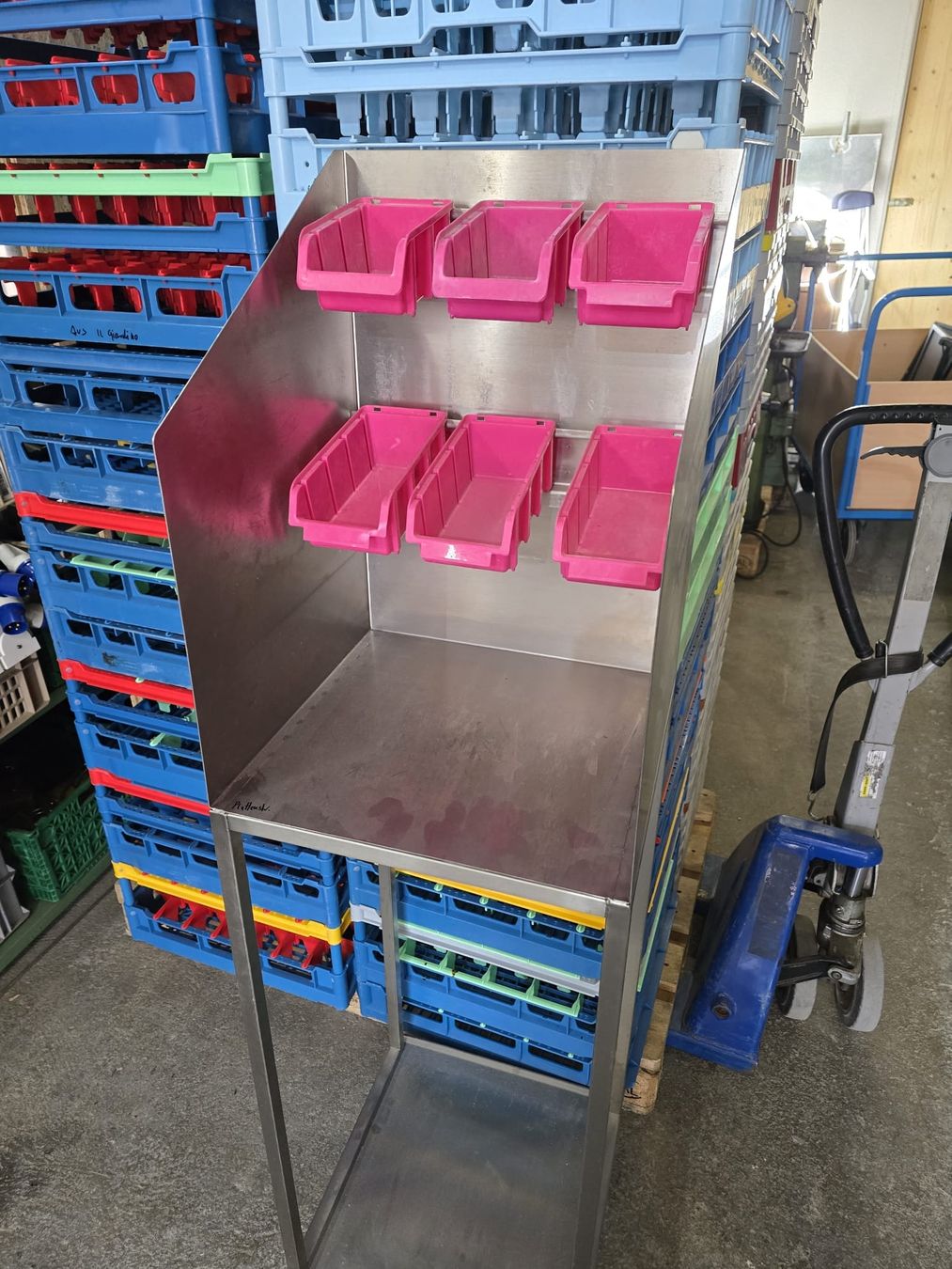Mobili & Arredamento: Besteck/Tablarwagen #403 – Usato da Wuppenau venduto da Gastro-Wuppenau 1