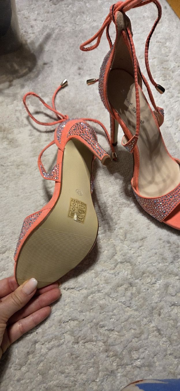 Scarpe da donna: Pumps mit Strass in Pink Grösse 37 neu – Nuovo (secondo la descrizione) da Chur venduto da ali_j9q9 3