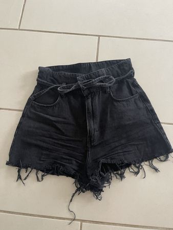 High-Waist Jeans Bershka Gr 36