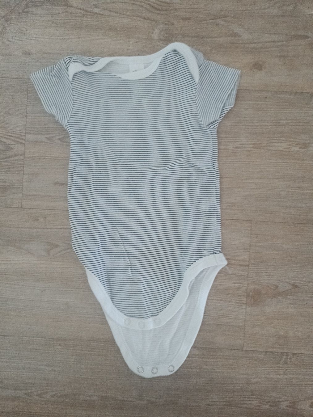 Unterwäsche: Body Grösse 86 – Gebraucht aus Jaberg von urig17.