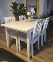 Ikea Esstisch + 4 Stühle (140 x 80cm)