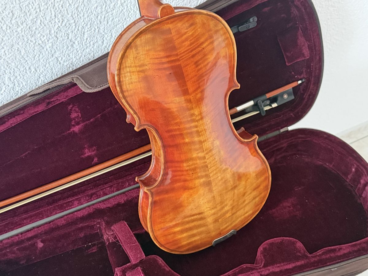 Musikinstrumente: Magnifique violon 4/4 – Gebraucht aus Bassecourt von 59.00chf 4